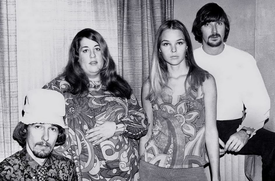 Dancing In The Street by The Mamas & The Papas