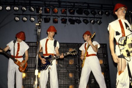 Devo Live