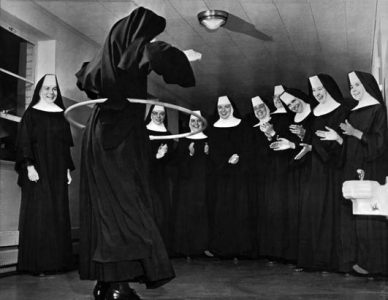 gty_7_nuns_hula_hoop_kb_ss_130304_ssh-3277566871