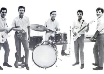 Still by the Sunrays