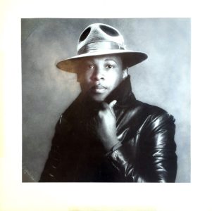 R-11220606-1512146154-1668