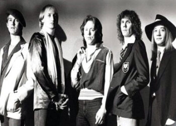 Draggin' You Down by Streetheart